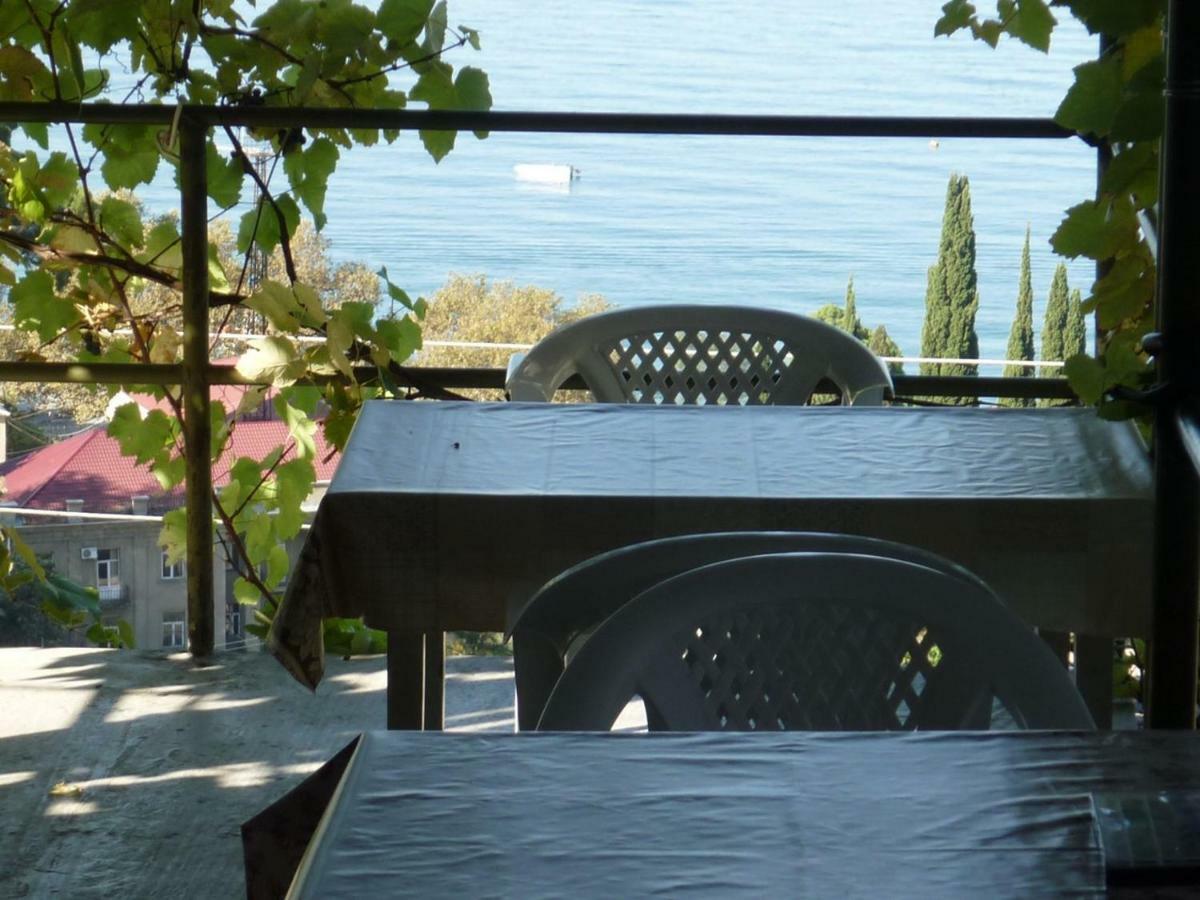 Guest House Gagra Exterior photo