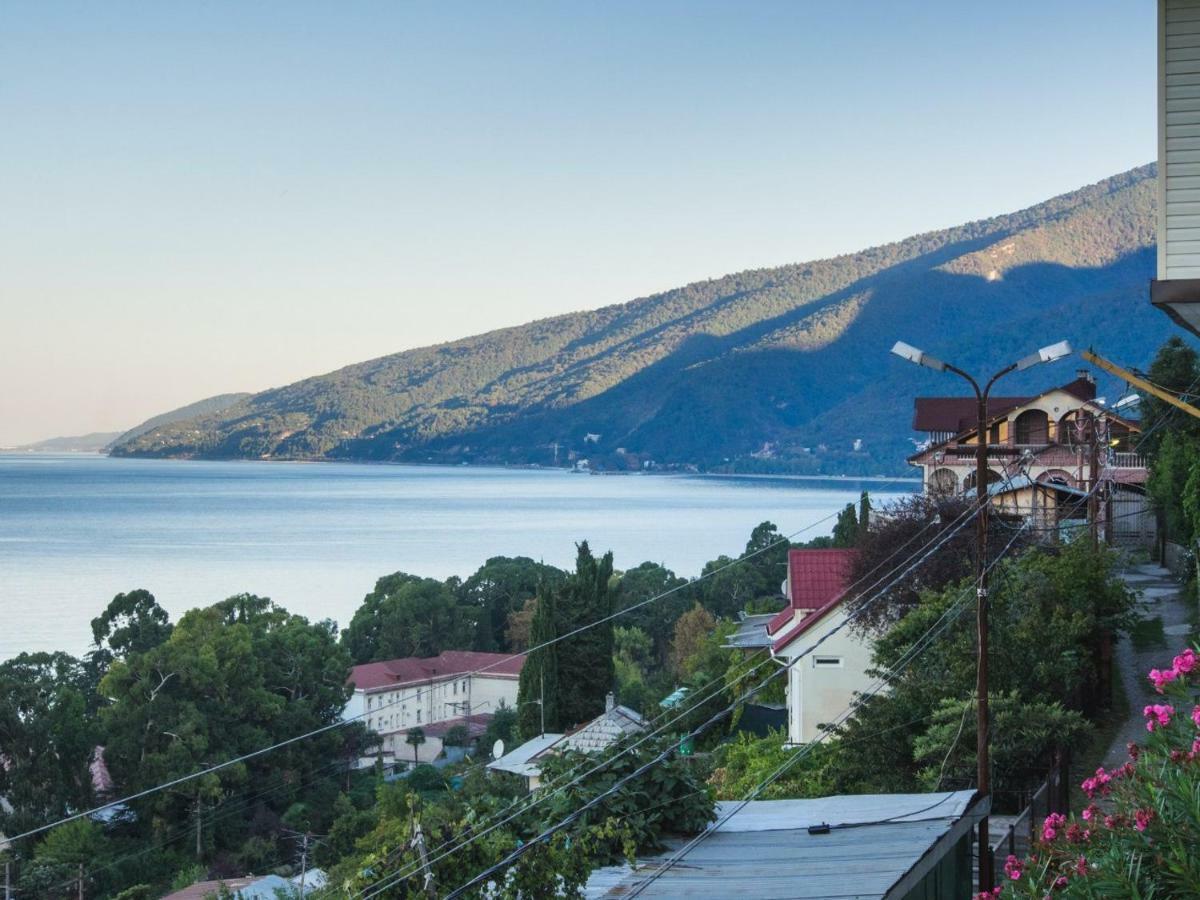 Guest House Gagra Exterior photo
